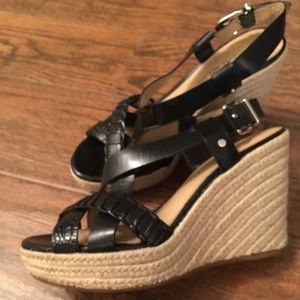 Antonio Melani black wedges!